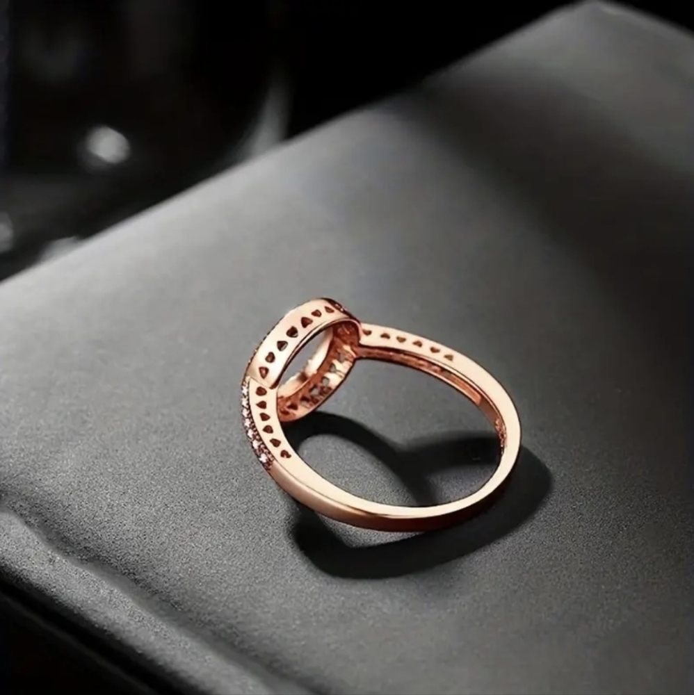 Rose Gold - Picture 3 of 4